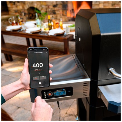 Masterbuilt Gravity Series 800 Digital Charcoal Grill + Smoker